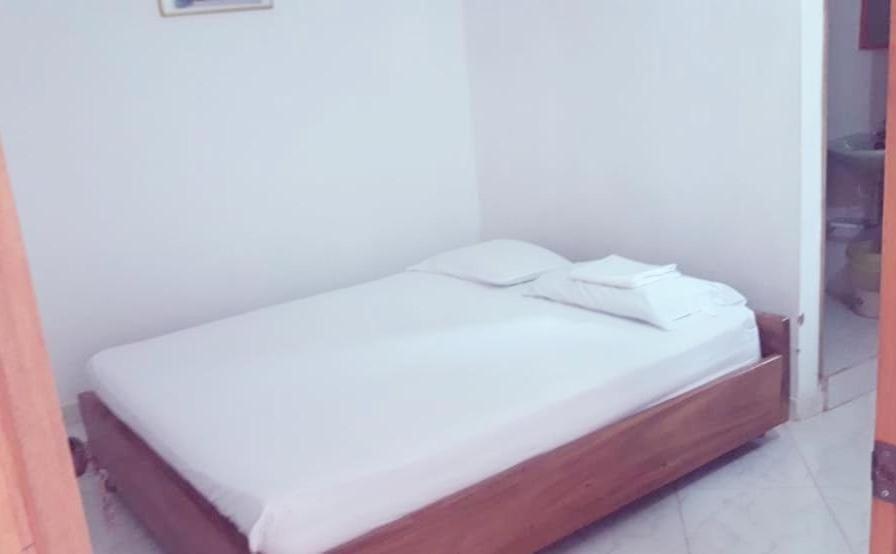 Hostal La Estrella Real 阿沃莱特斯 外观 照片